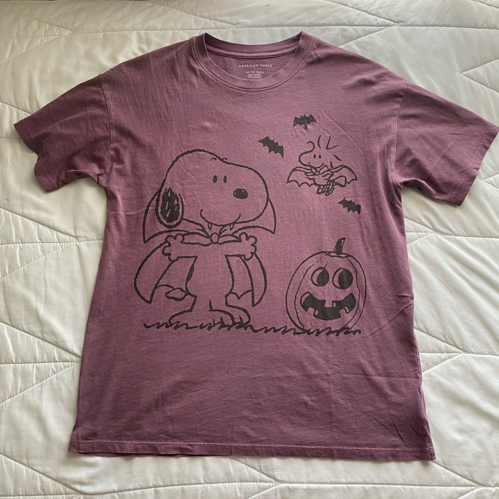 American Eagle Snoopy Halloween Tshirt